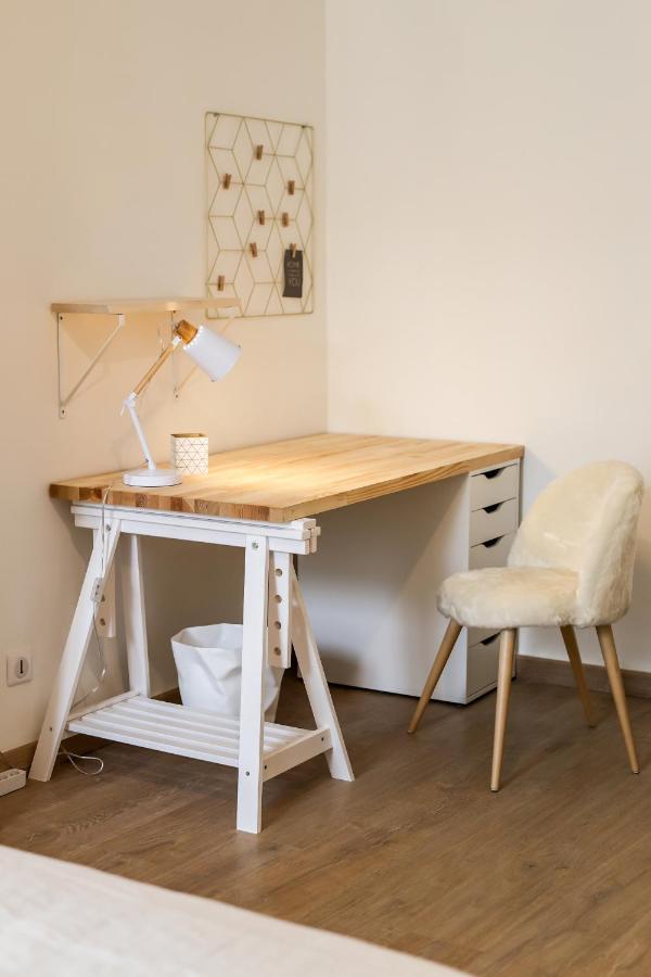 Le Lavandin, Spacieux Et Moderne P4, Centre Ville, Wifi Nimes Luaran gambar