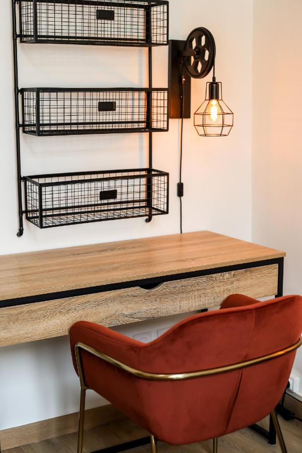 Le Lavandin, Spacieux Et Moderne P4, Centre Ville, Wifi Nimes Luaran gambar